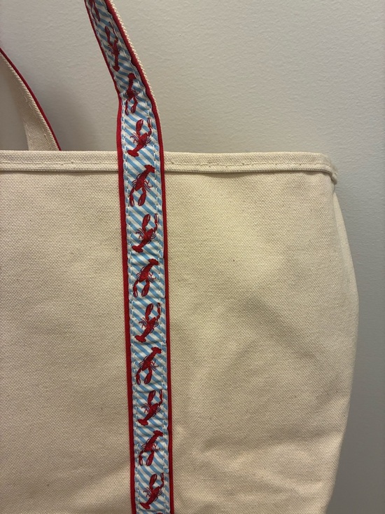 L.L. Bean Lobster Canvas Tote Rare/Retired - Picture 3 of 4